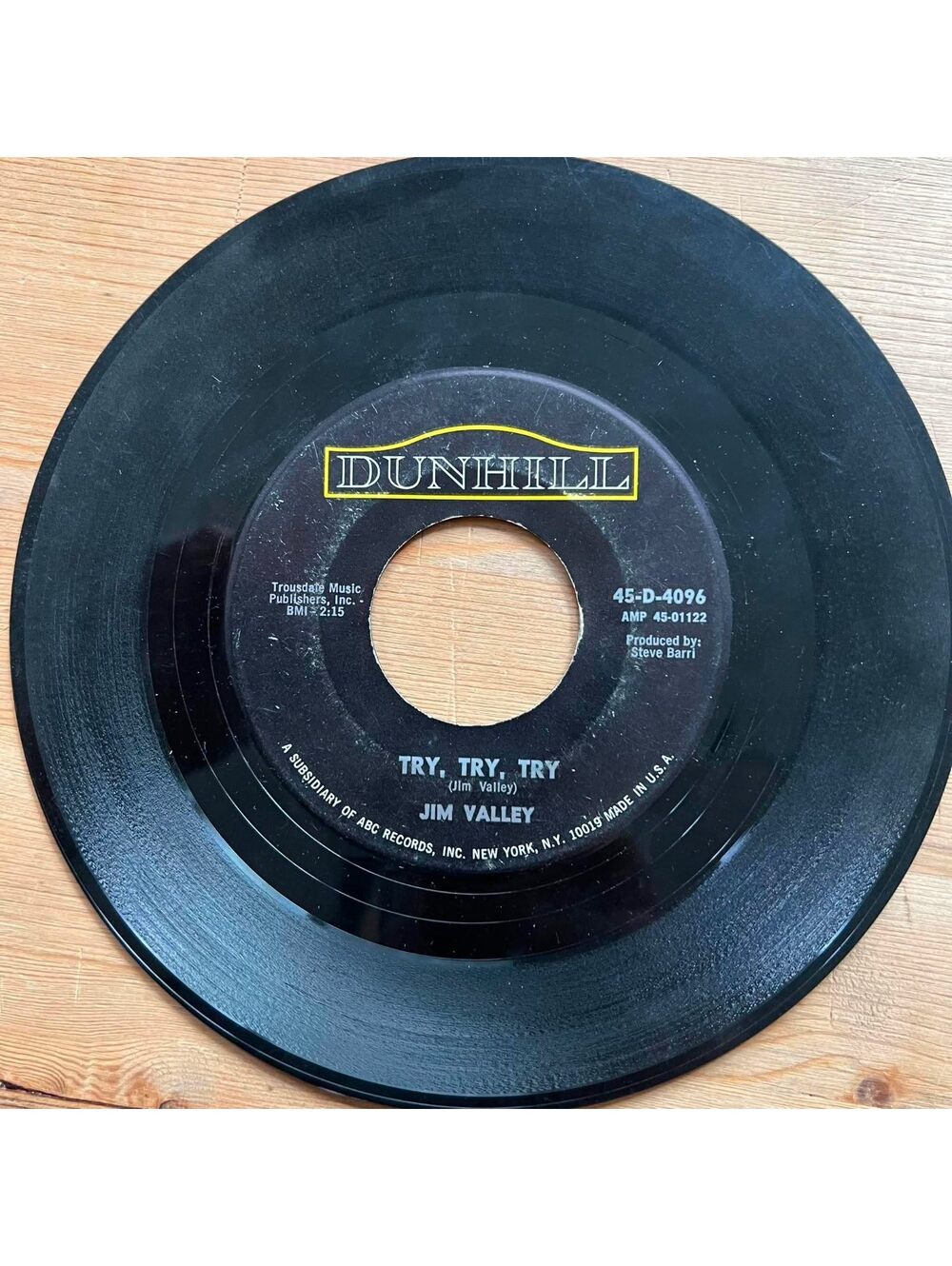 Jim Valley - Try, Try, Try/Invitation 45rpm VG+ R10